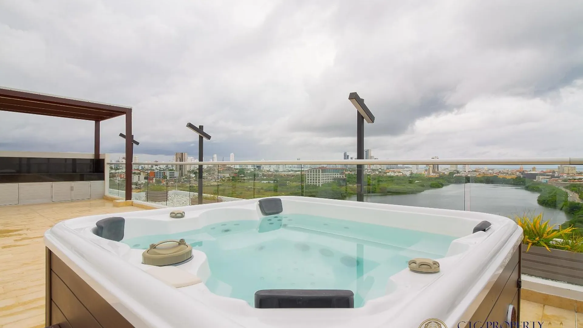 Porto Novo -Spectacular Condo Minutes From The Old City Cartagena Daire